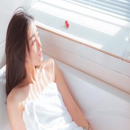 9款国产精华最好的产品推荐：护肤新选择，效果不输大牌